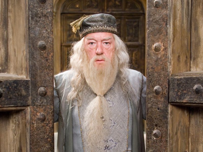 OS CRIMES DE GRINDELWALD | Dumbledore e Grindelwald são os destaques de novas imagens!