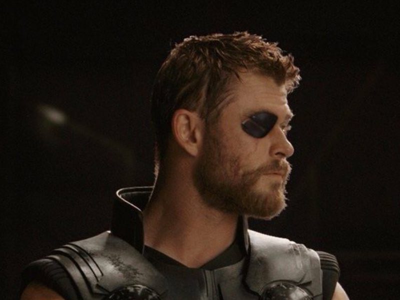GUERRA INFINITA | Um verdadeiro tapa-olho falso para o Thor!