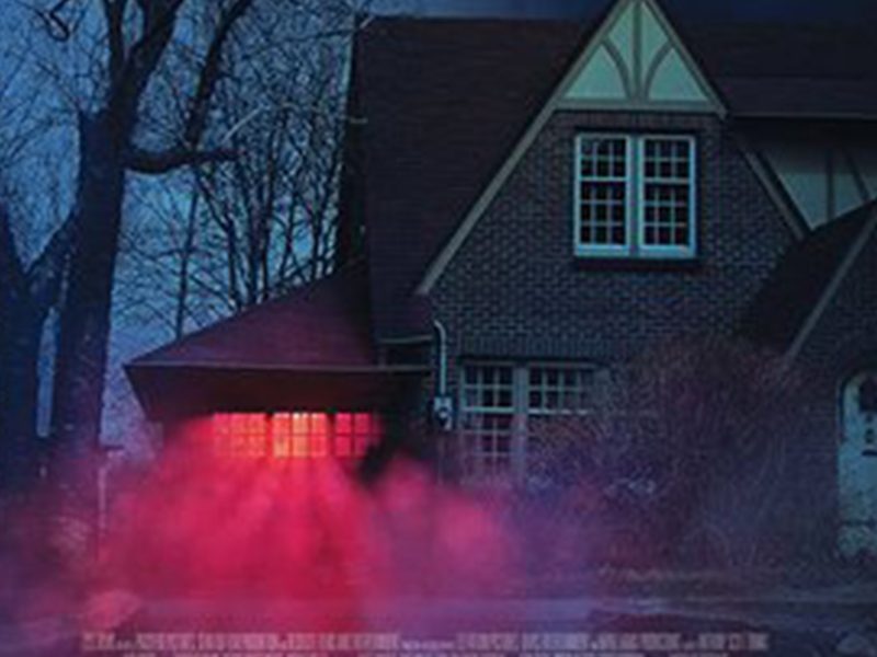 OUR HOUSE | Jovens são atormentados em novo trailer assustador do filme!