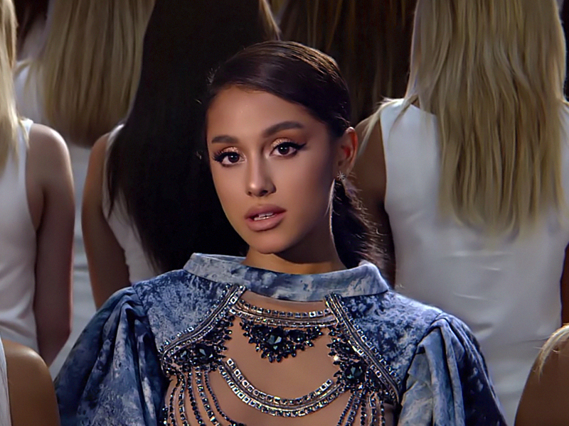MÚSICA | Vem ver o clipe de ‘God Is A Woman’ da Ariana Grande!