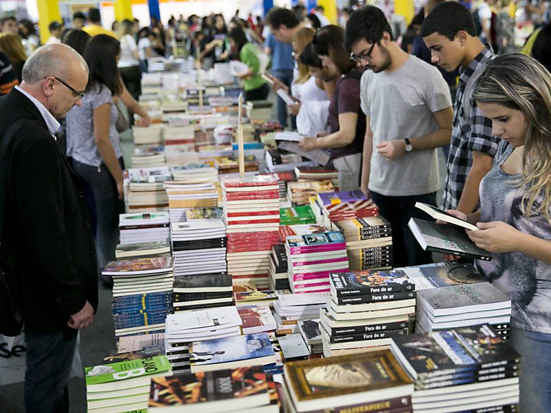 BIENAL DO LIVRO | Confira a programação para a maior feira de livros de São Paulo!
