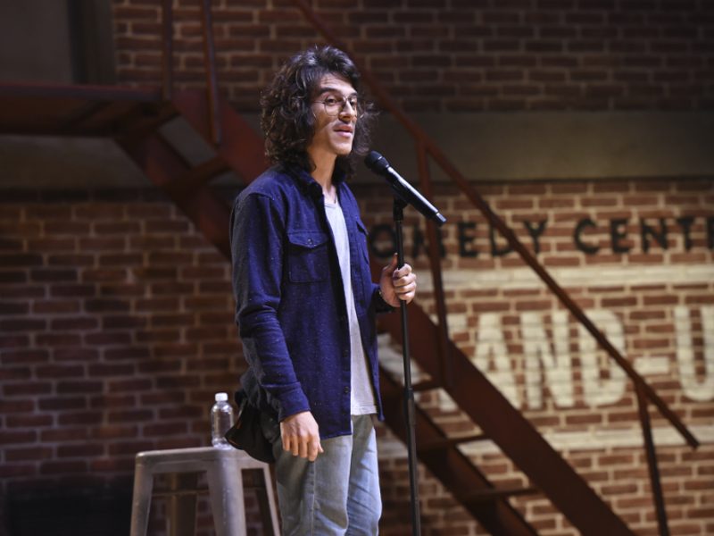 COMEDY CENTRAL | Patrick Maia e mais 51 comediantes estreiam temporada de programa de Stand-Up!