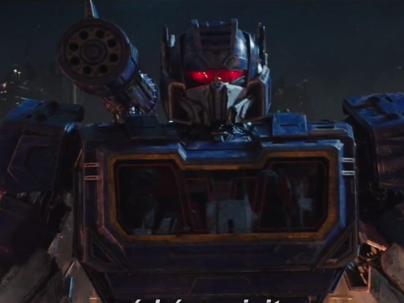 BUMBLEBEE | Optimus Prime e Decepticons aparecem em novo trailer incrível!