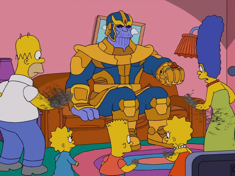 OS SIMPSONS | Thanos transforma família em pó em nova abertura!