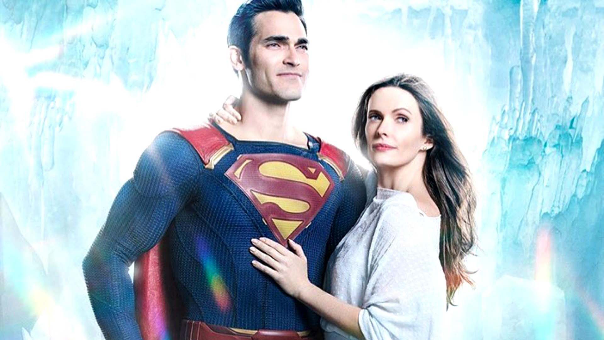 SUPERMAN & LOIS | Emmanuelle Chriqui entra para o elenco da série!