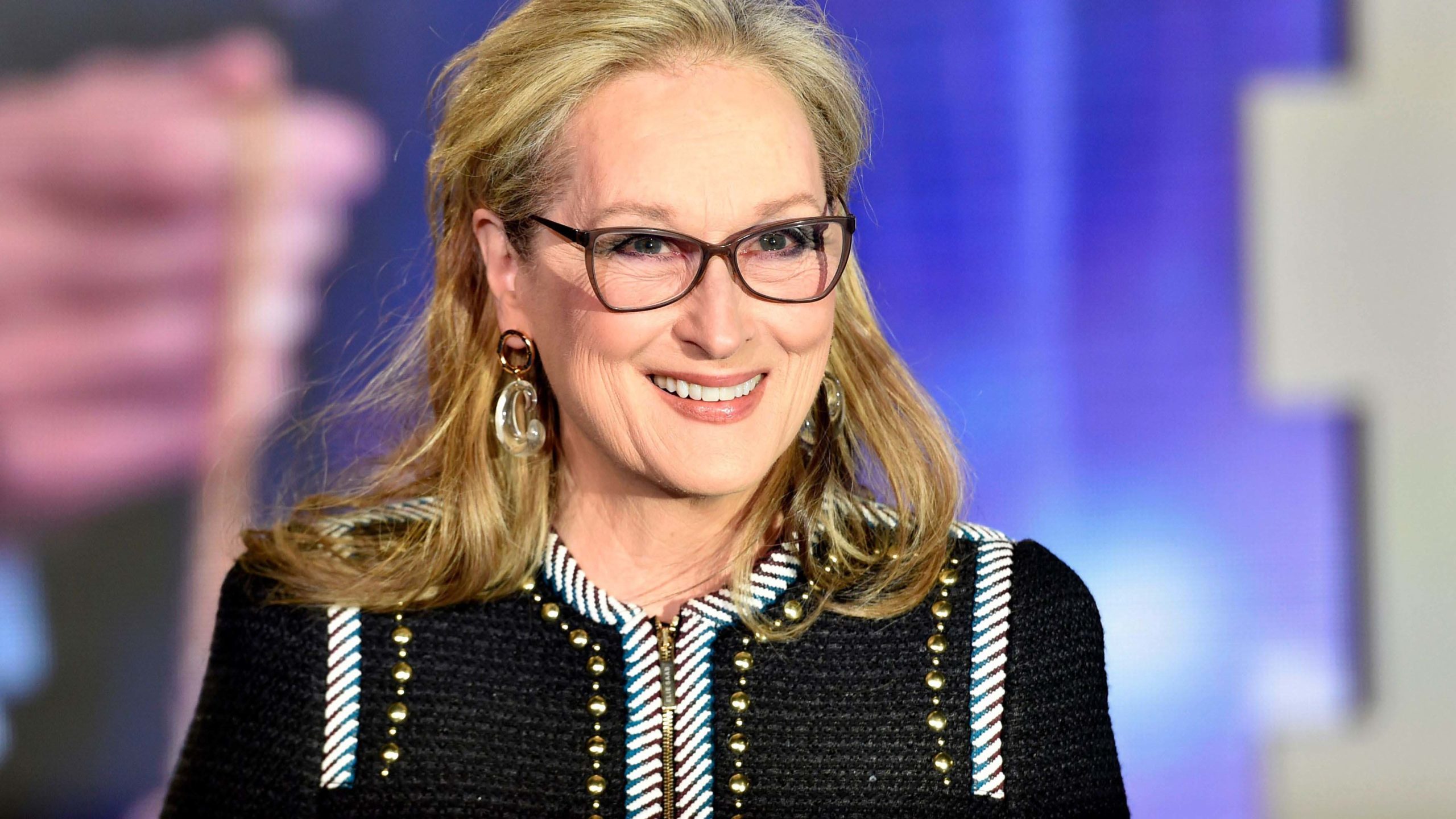 LIVROS | Reynolds, Hemsworth, Cumberbatch e Streep fazem leitura de clássico!