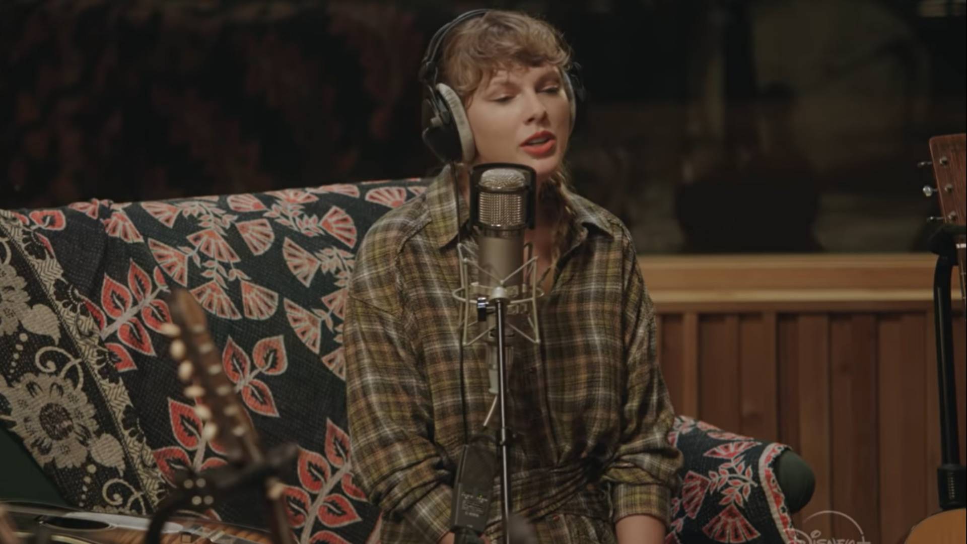 Taylor Swift estreará filme documental do álbum ‘Folklore’ no Disney Plus