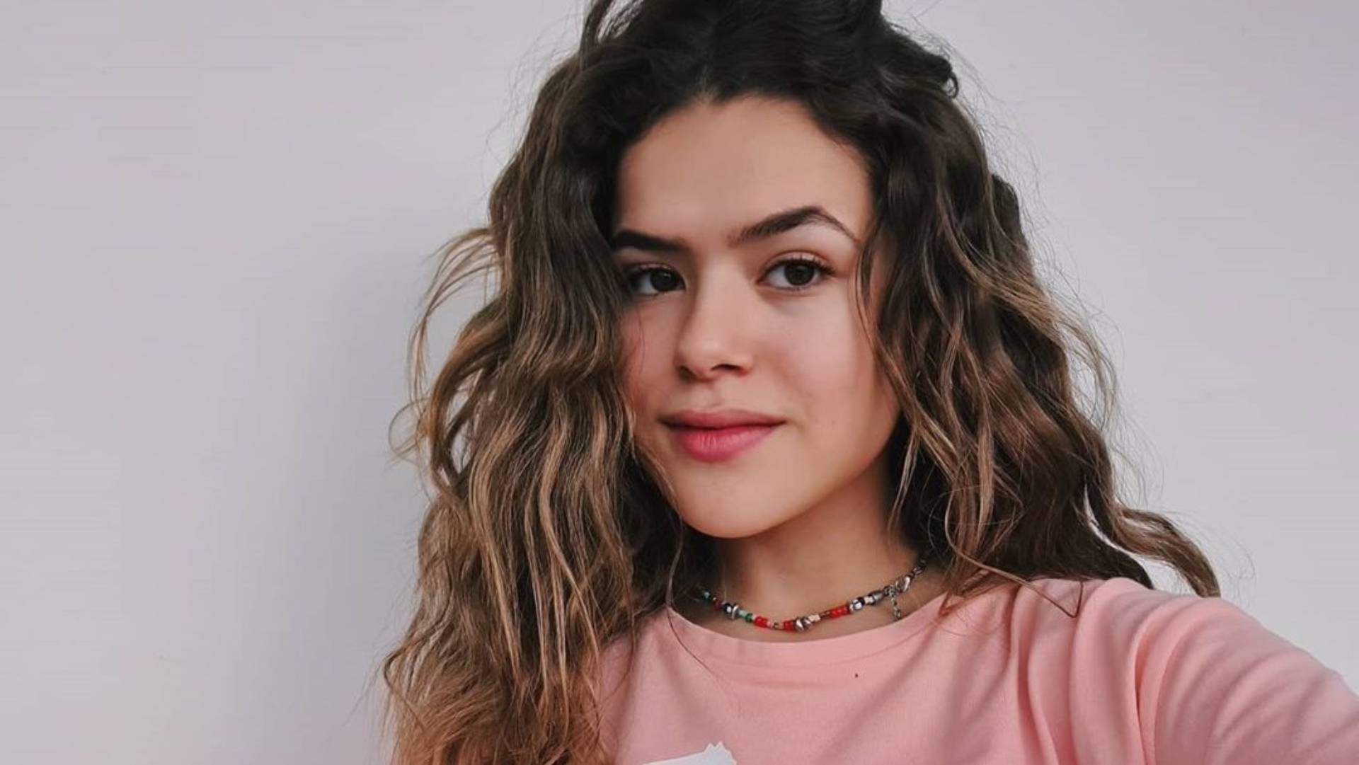 ‘De volta aos 15’: Livro de Bruna Vieira ganhará adaptação na Netflix