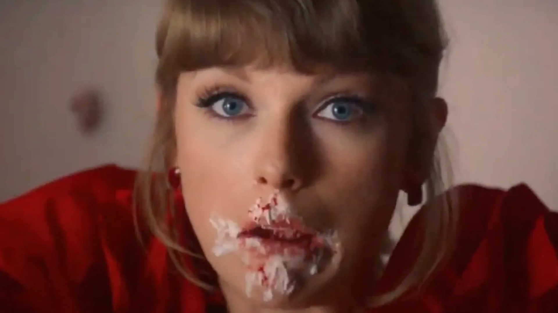 Taylor Swift | Confira o clipe de “I Bet You Think About Me”, com direção de Blake Lively