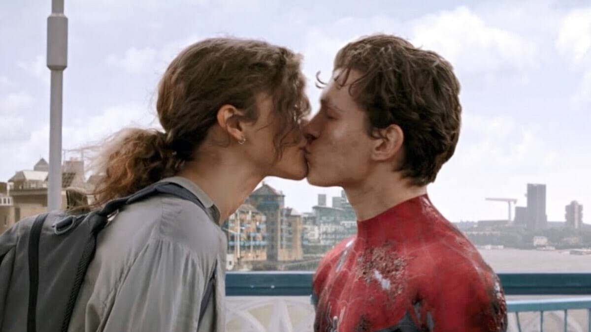 Tom Holland quer recriar cena clássica do beijo entre Peter e MJ