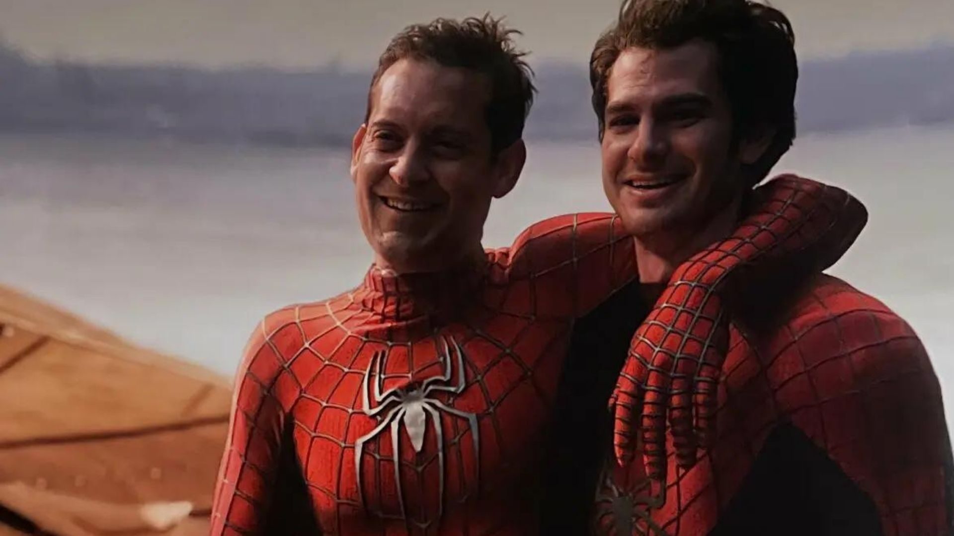 Andrew Garfield e Tobey Maguire assistiram Homem-Aranha 3 escondidos