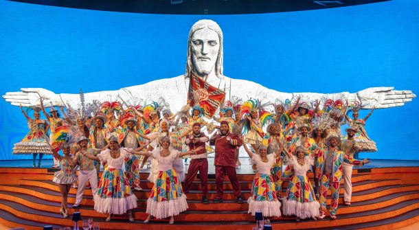 Roxy Dinner Show: Novo Ícone do Turismo Cultural no Brasil